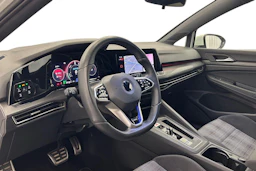 valkoinen Volkswagen Golf 2021 kuva 6.