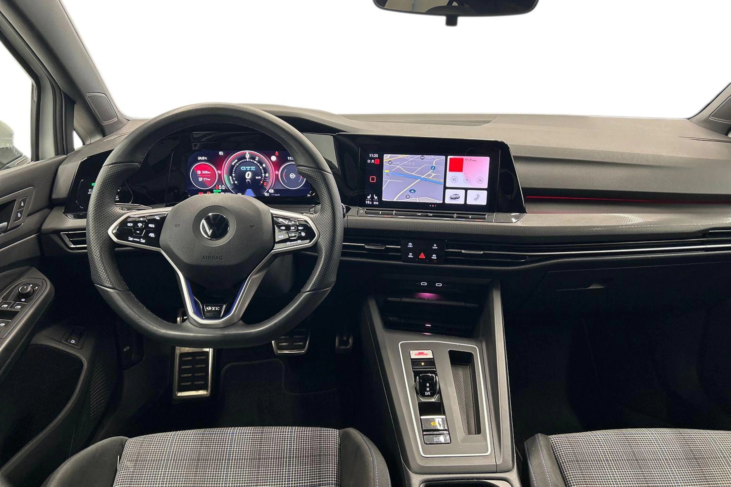 valkoinen Volkswagen Golf 2021 kuva 7.