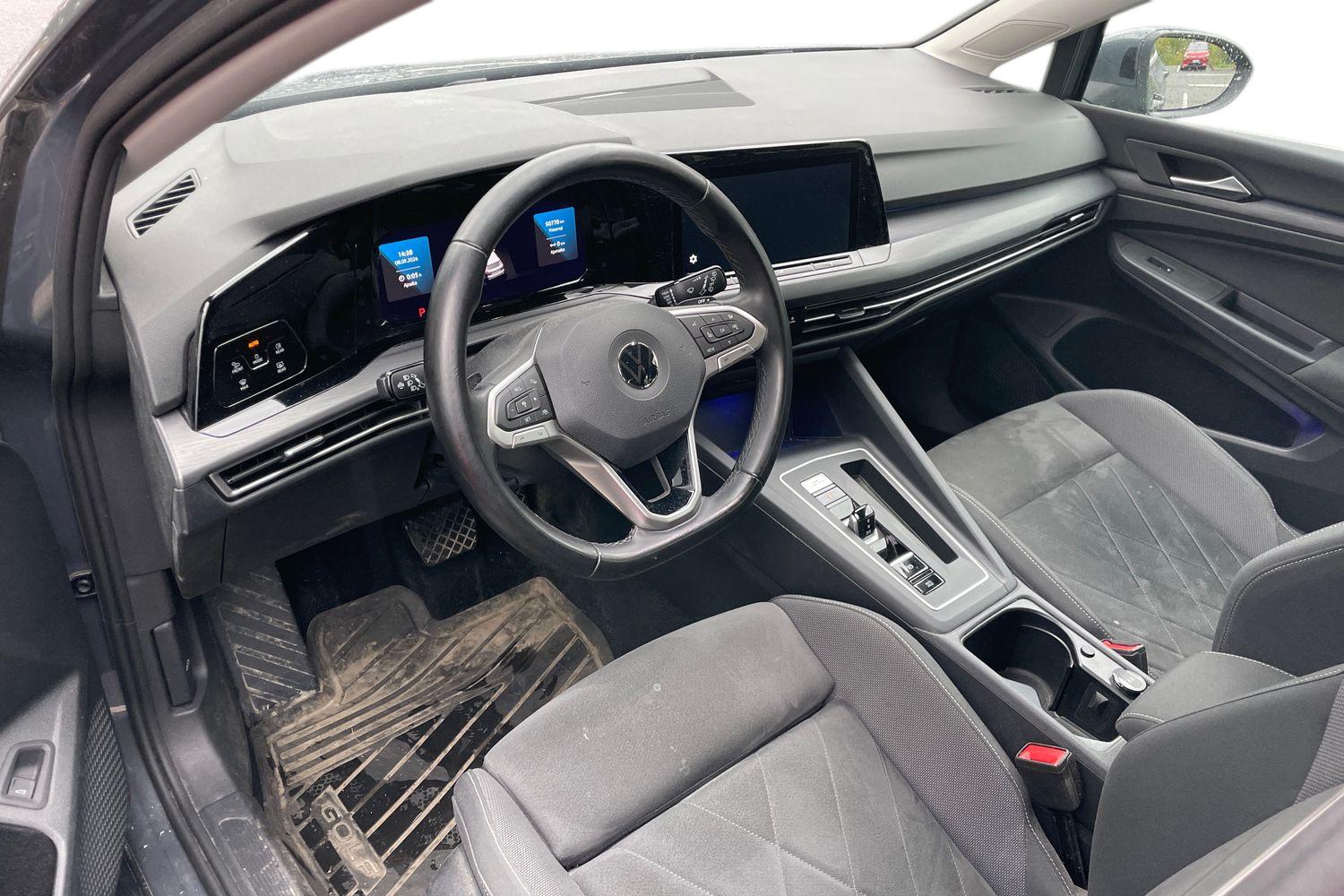 Volkswagen Golf 2021, kuva 3/3