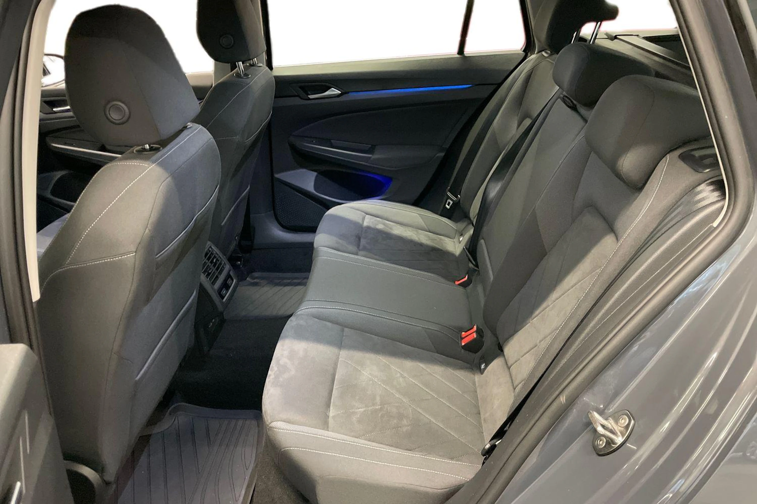 Harmaa Volkswagen GOLF 2021 kuva 8.