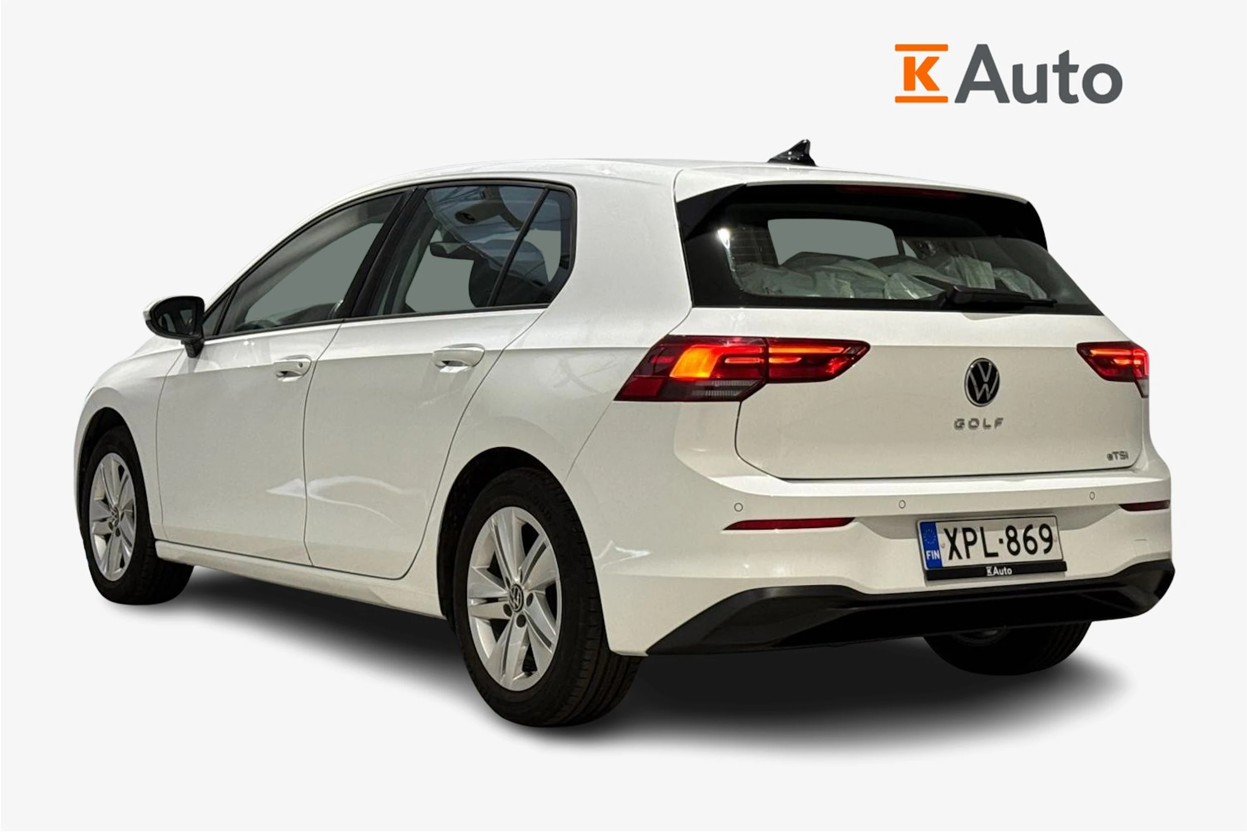 valkoinen Volkswagen Golf 2021 kuva 2.