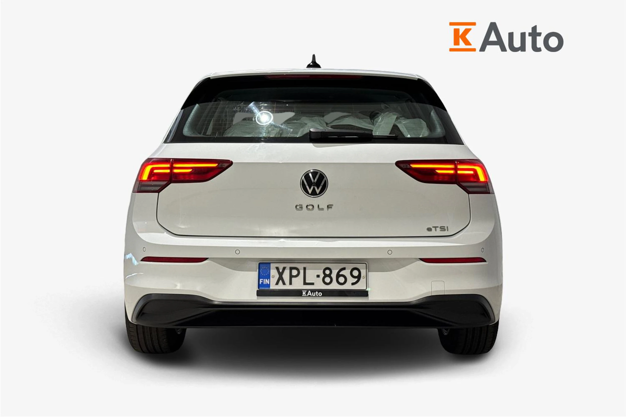 valkoinen Volkswagen Golf 2021 kuva 3.