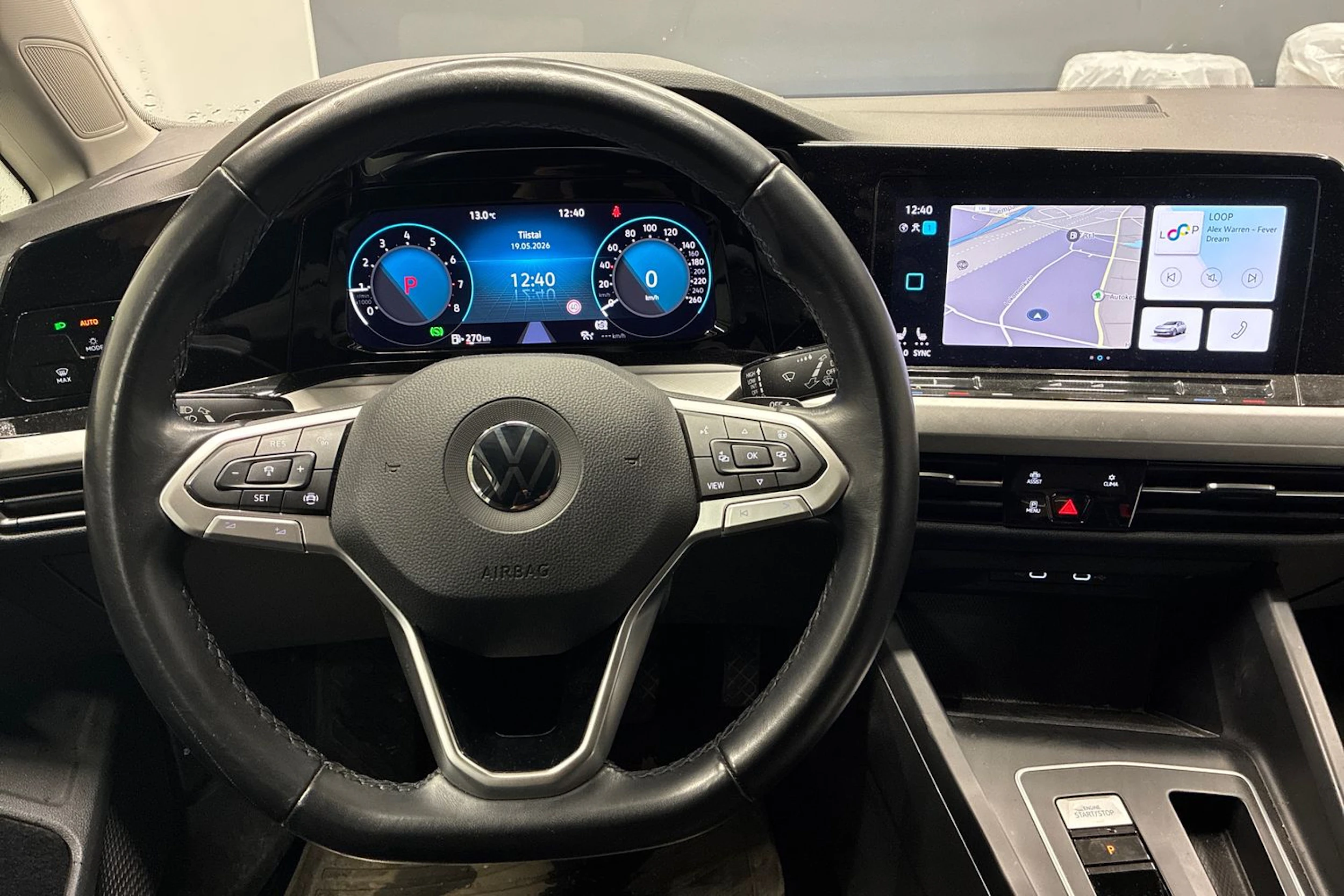 valkoinen Volkswagen Golf 2021 kuva 4.
