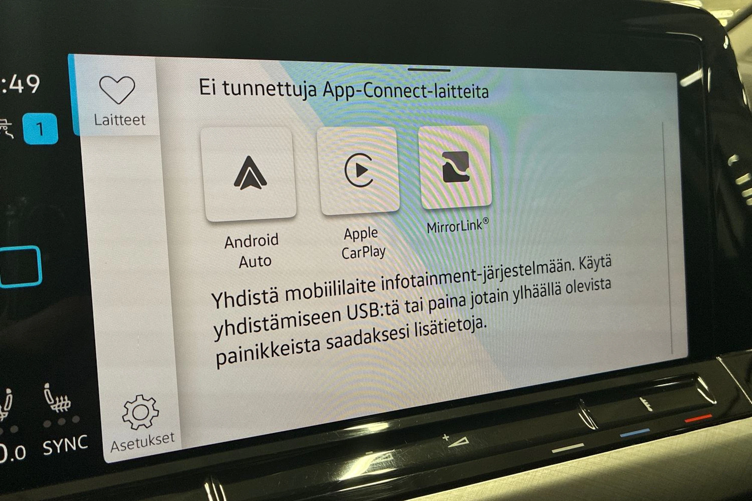 valkoinen Volkswagen Golf 2021 kuva 22.