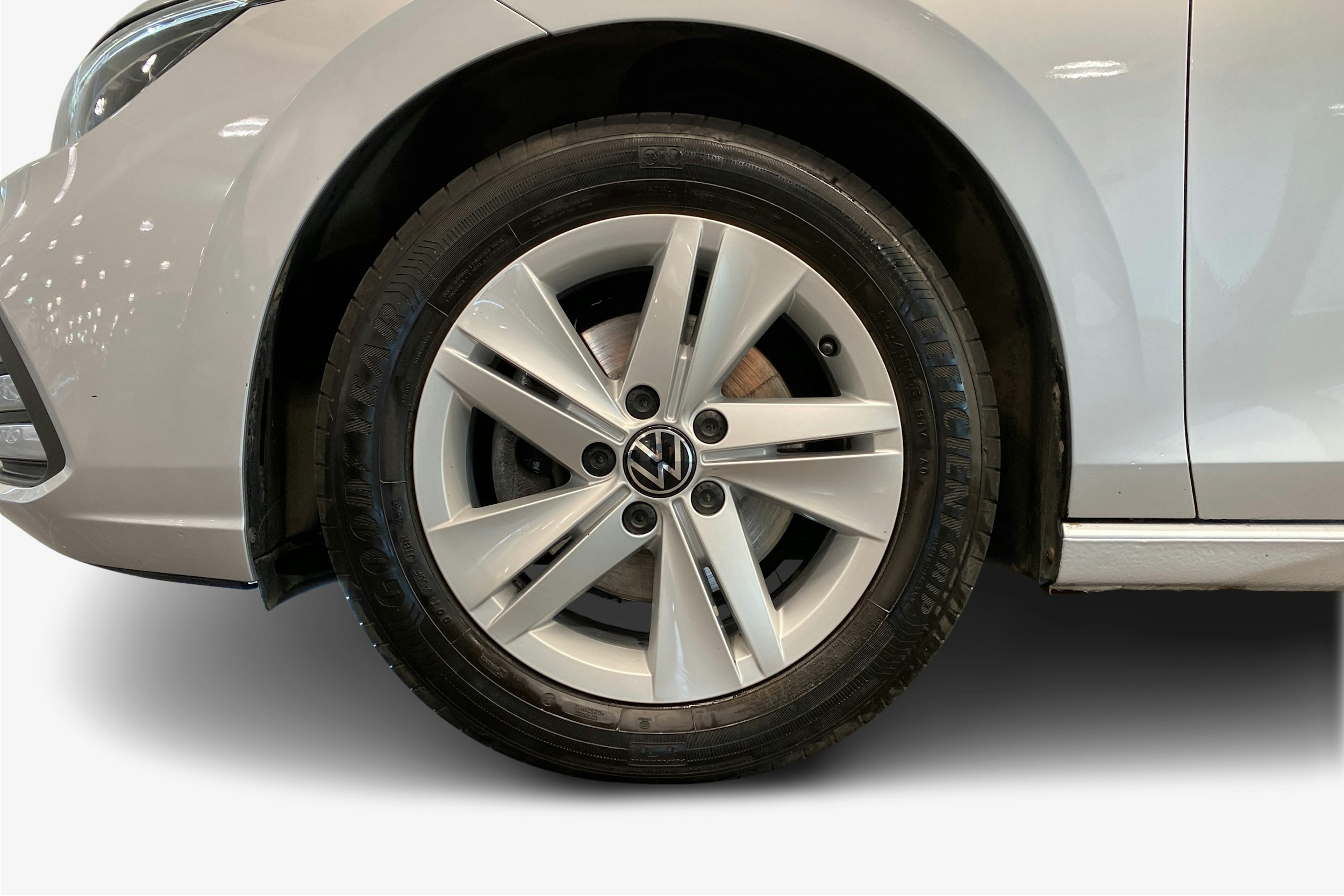 hopea Volkswagen Golf 2021 kuva 11.
