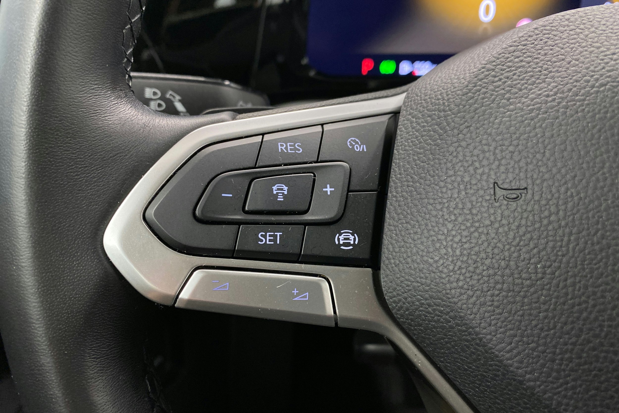 hopea Volkswagen Golf 2021 kuva 17.