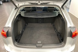 hopea Volkswagen Golf 2021 kuva 31.