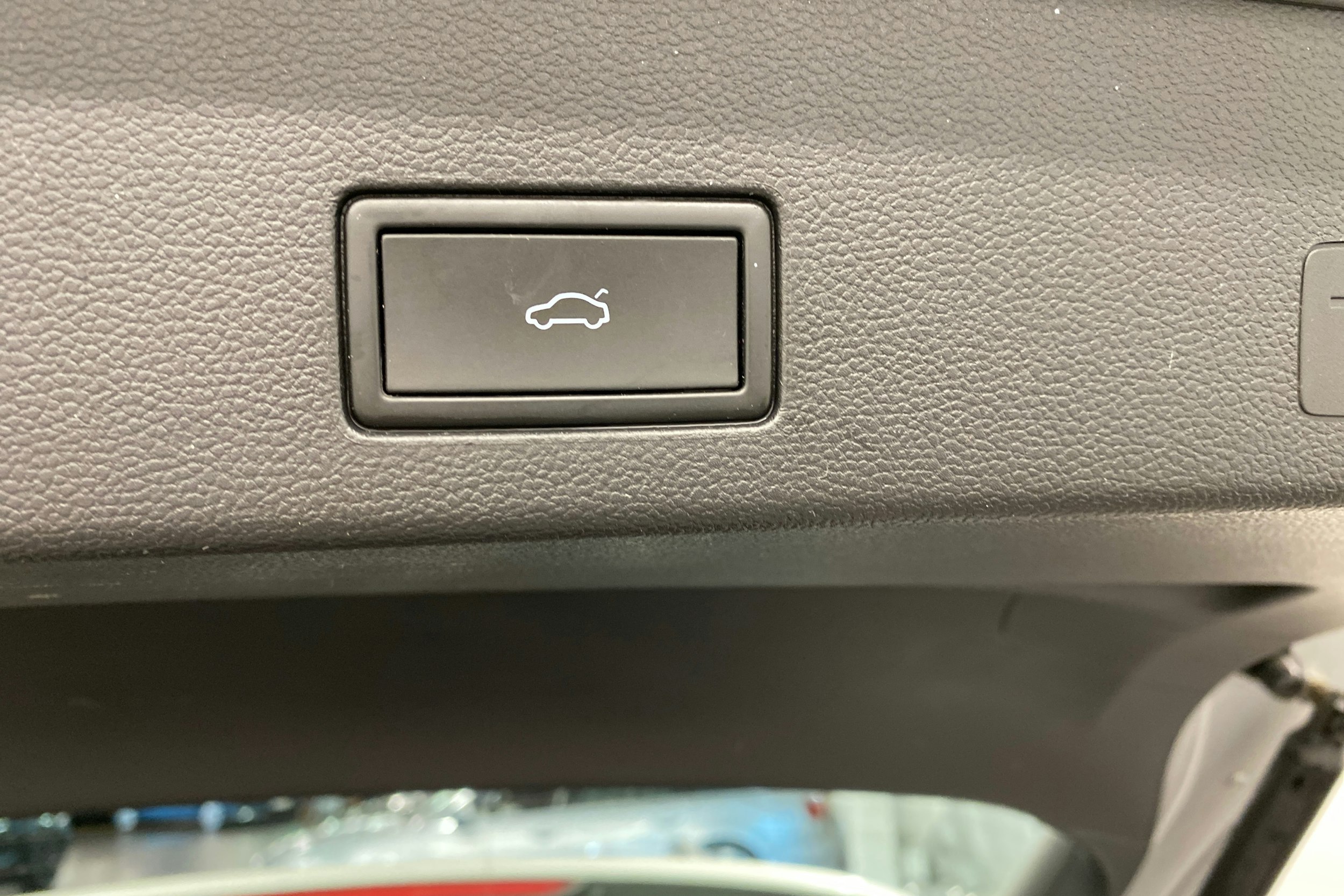 hopea Volkswagen Golf 2021 kuva 32.
