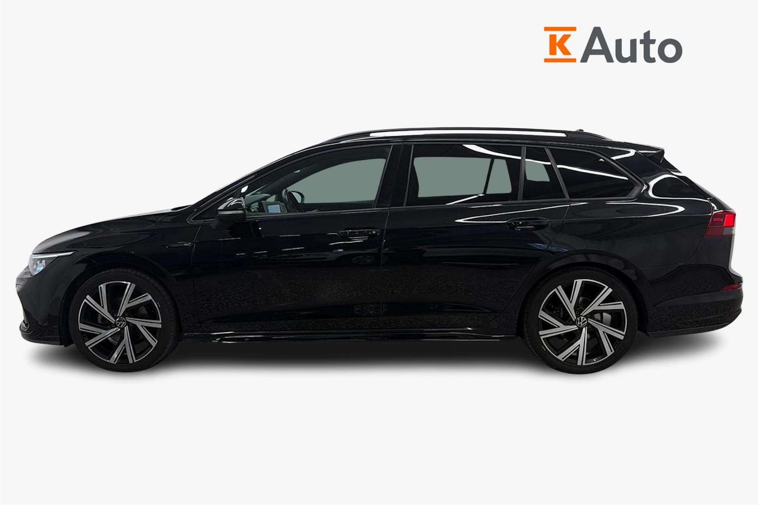 Musta Volkswagen GOLF 2021 kuva 7.