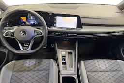 Musta Volkswagen GOLF 2021 kuva 9.