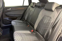 Musta Volkswagen GOLF 2021 kuva 11.