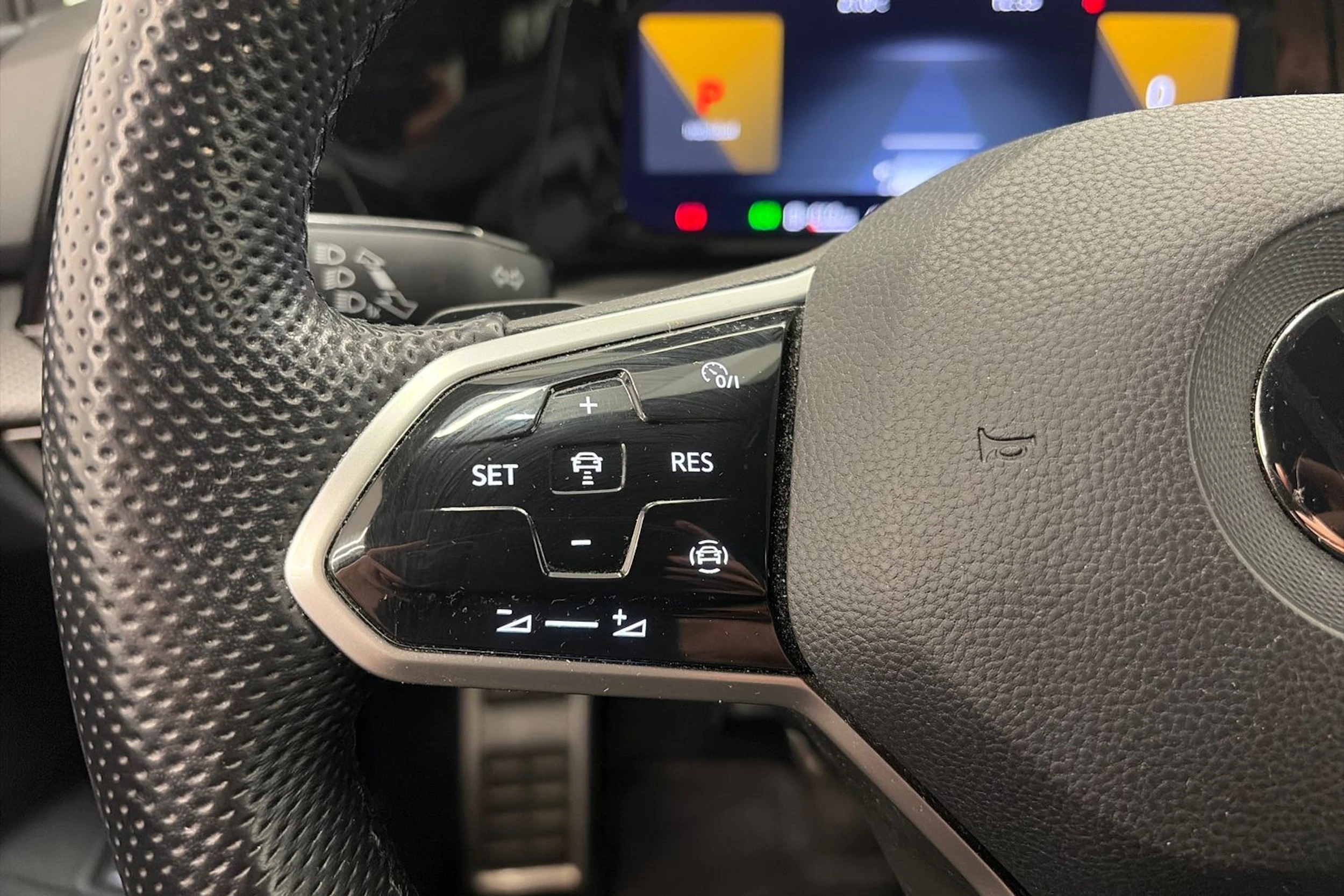 Musta Volkswagen GOLF 2021 kuva 18.