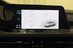 Musta Volkswagen GOLF 2021 kuva 26.