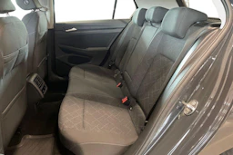 harmaa Volkswagen Golf 2021 kuva 8.
