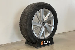 harmaa Volkswagen Golf 2021 kuva 10.