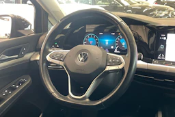 harmaa Volkswagen Golf 2021 kuva 12.