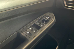 harmaa Volkswagen Golf 2021 kuva 25.