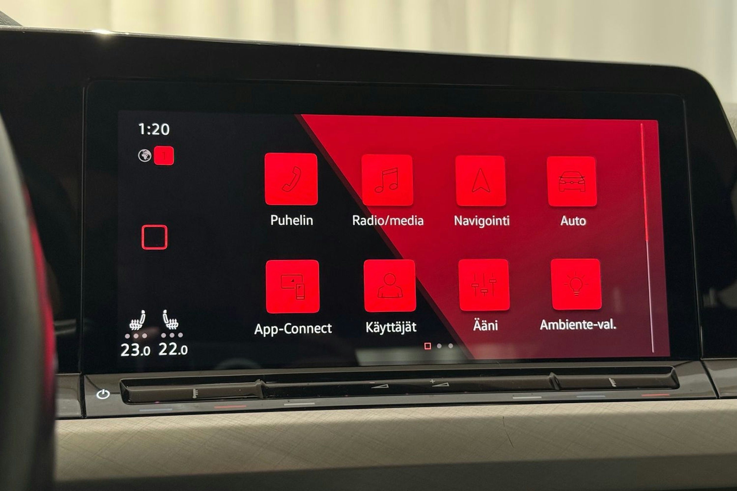 met. punainen Volkswagen Golf 2021 kuva 22.