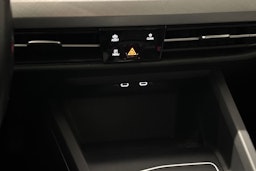 met. punainen Volkswagen Golf 2021 kuva 29.