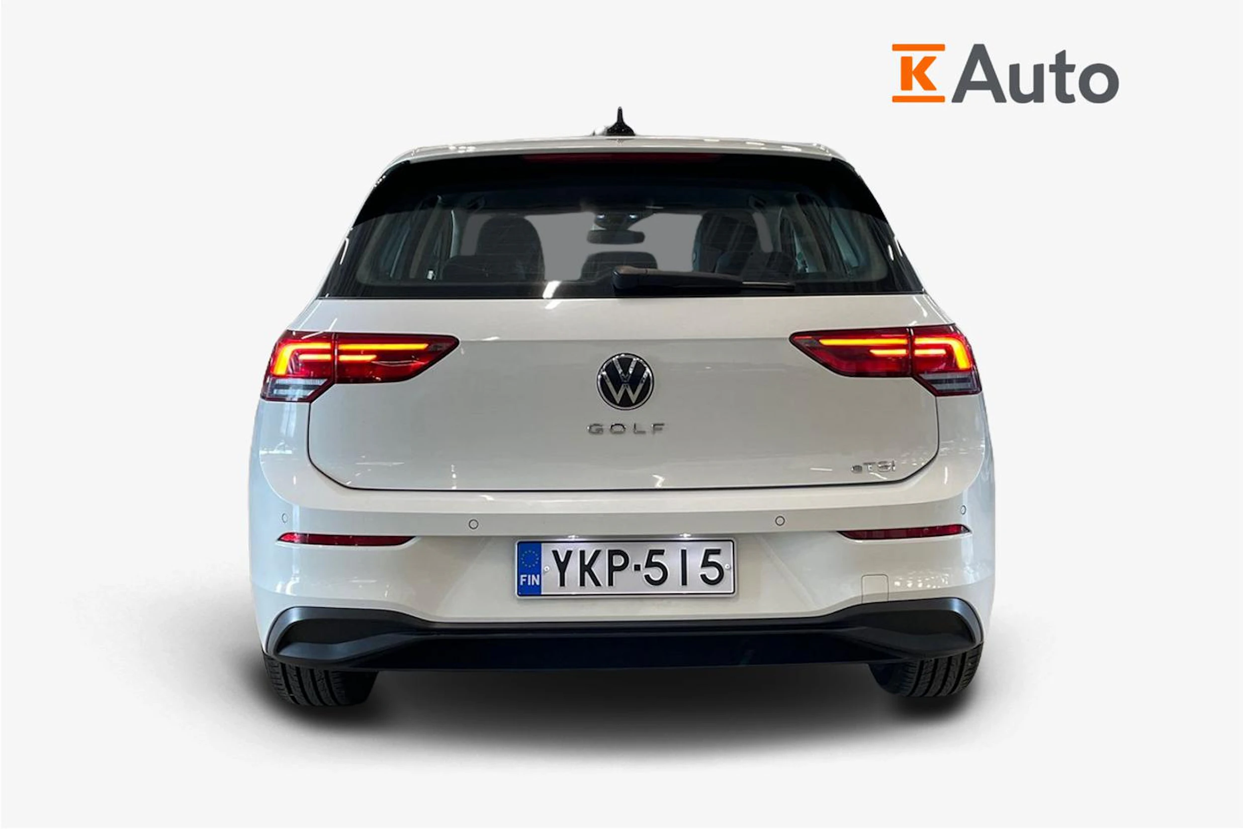 valkoinen Volkswagen Golf 2021 kuva 4.