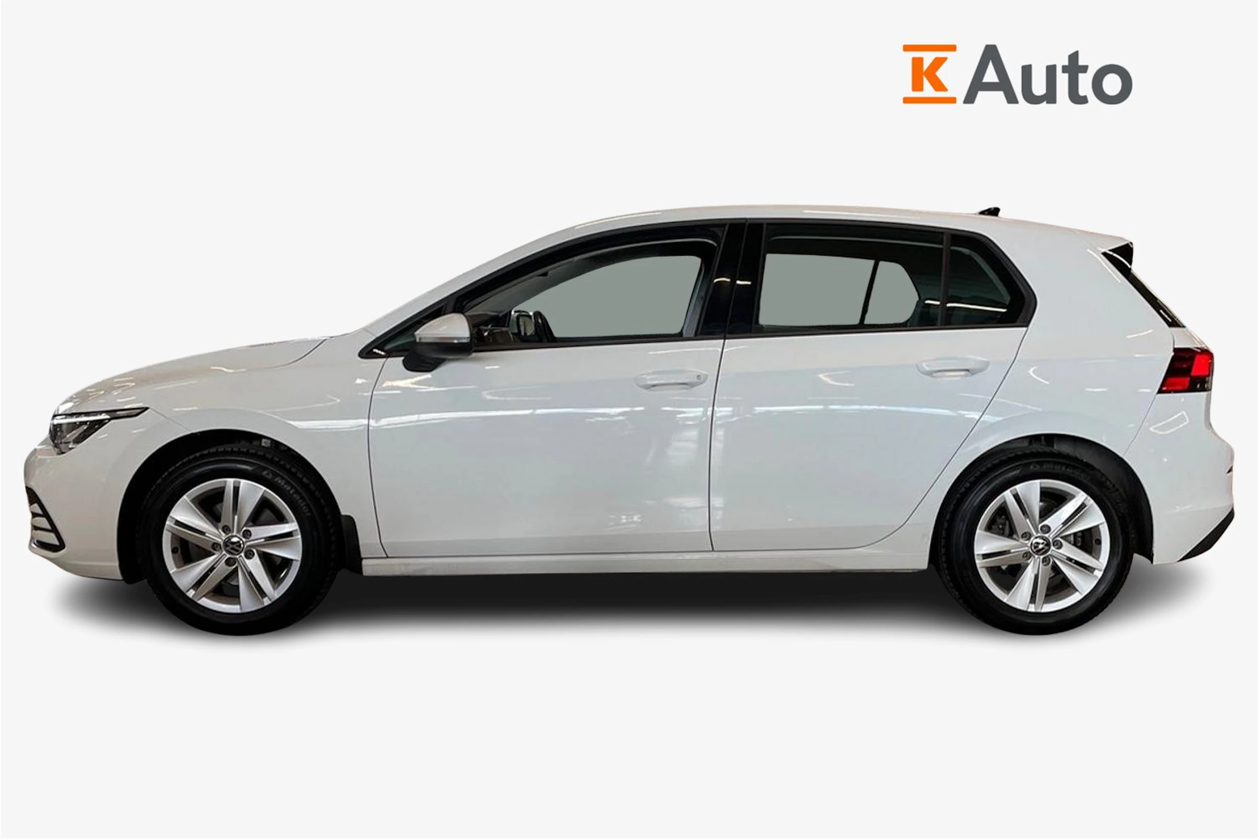 valkoinen Volkswagen Golf 2021 kuva 7.