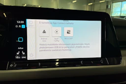 valkoinen Volkswagen Golf 2021 kuva 29.