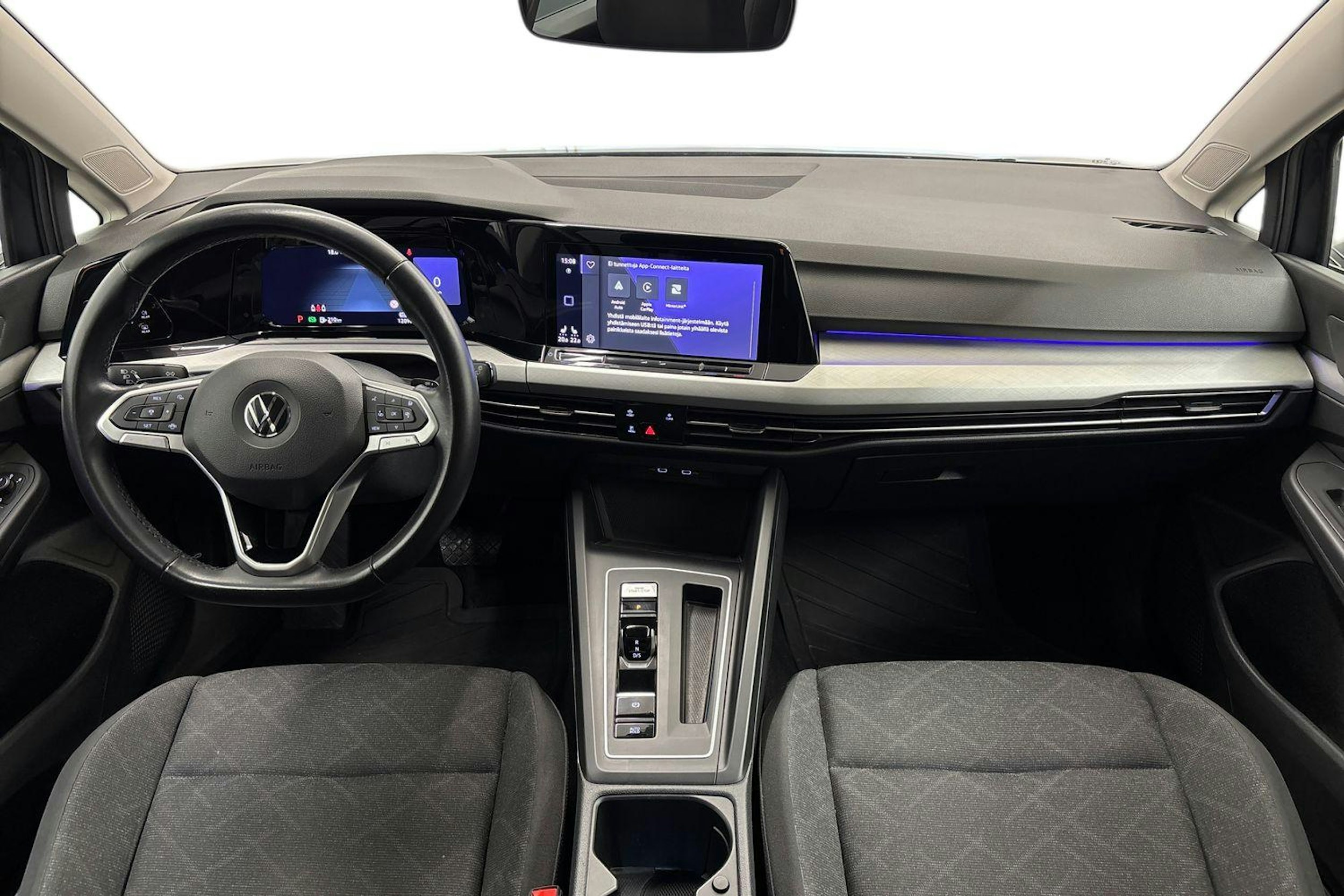 harmaa Volkswagen Golf 2021 kuva 9.