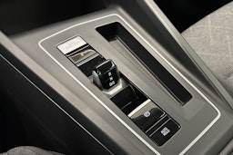 harmaa Volkswagen Golf 2021 kuva 23.
