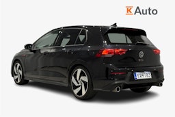 musta Volkswagen Golf 2021 kuva 2.