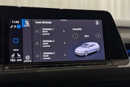 musta Volkswagen Golf 2021 kuva 25.