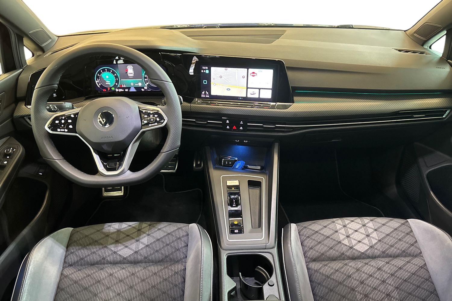Volkswagen Golf 2021, kuva 7/26