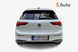 valkoinen Volkswagen Golf 2021 kuva 3.