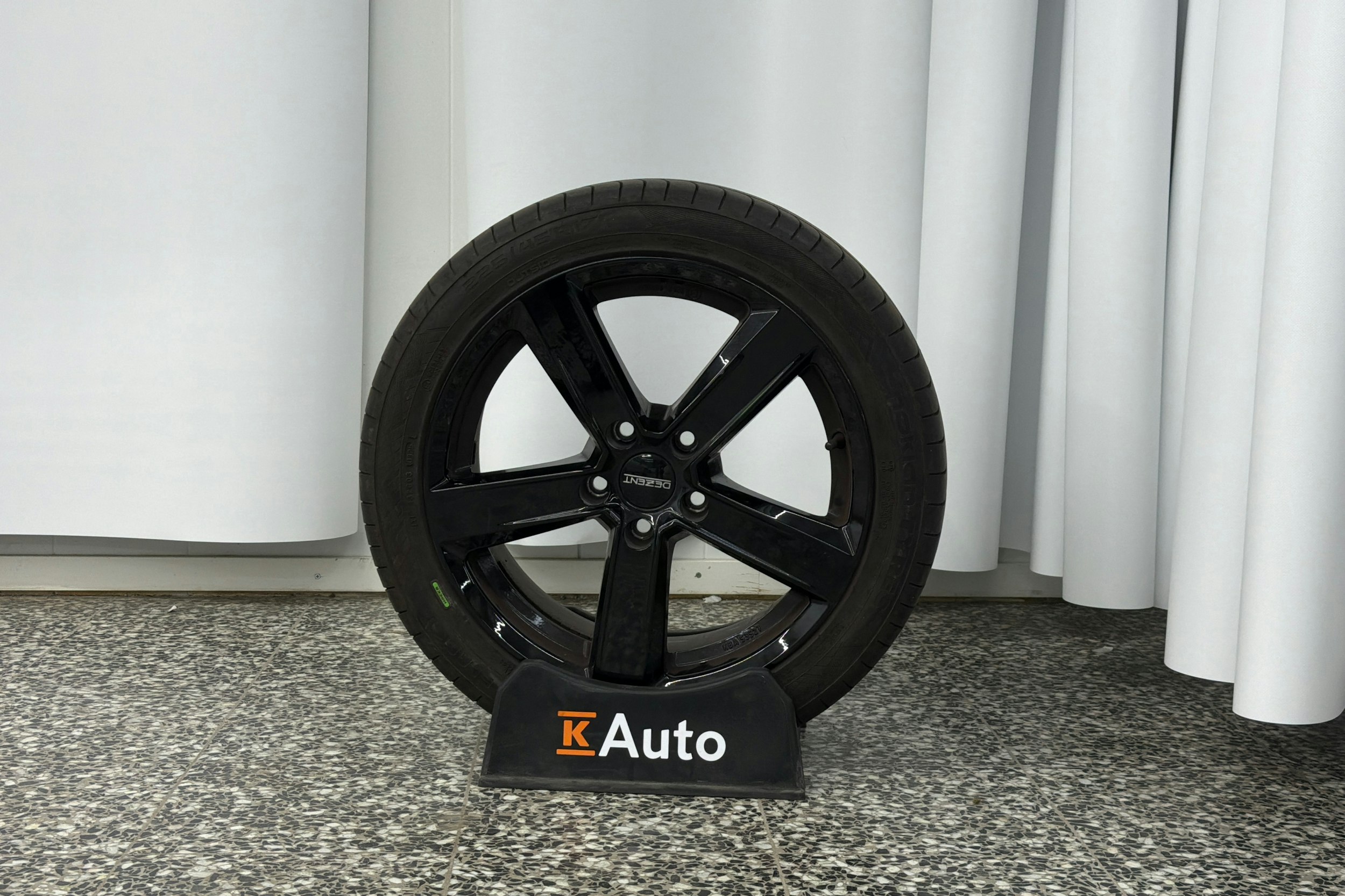 Valkoinen Volkswagen GOLF 2021 kuva 13.