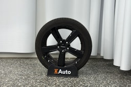 Valkoinen Volkswagen GOLF 2021 kuva 13.