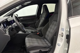 Valkoinen Volkswagen GOLF 2021 kuva 14.