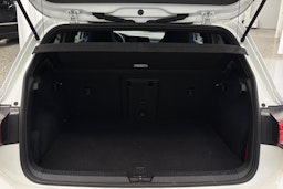 Valkoinen Volkswagen GOLF 2021 kuva 15.
