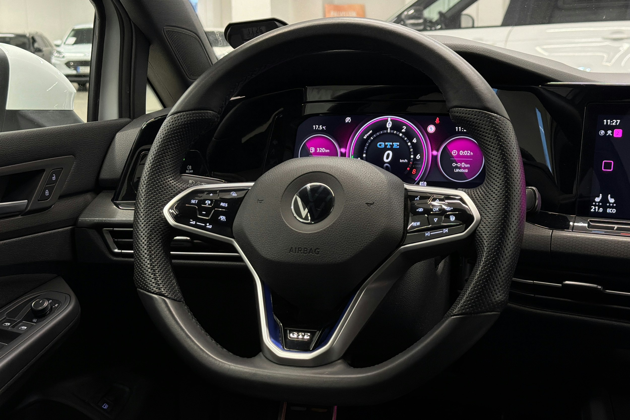 Valkoinen Volkswagen GOLF 2021 kuva 16.