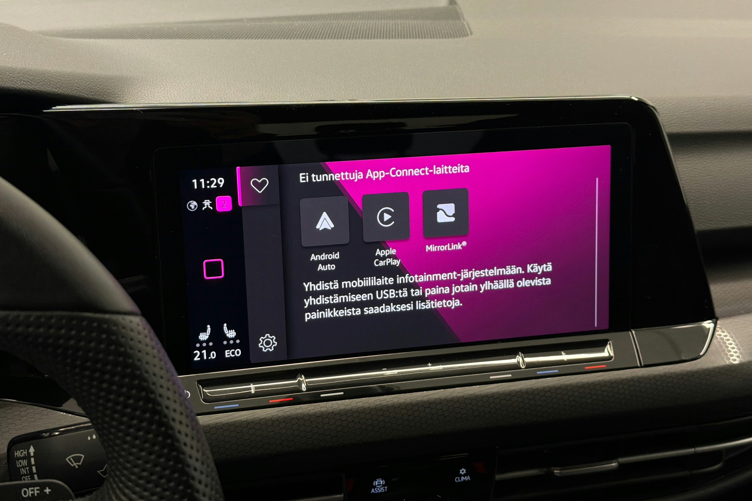 Valkoinen Volkswagen GOLF 2021 kuva 26.