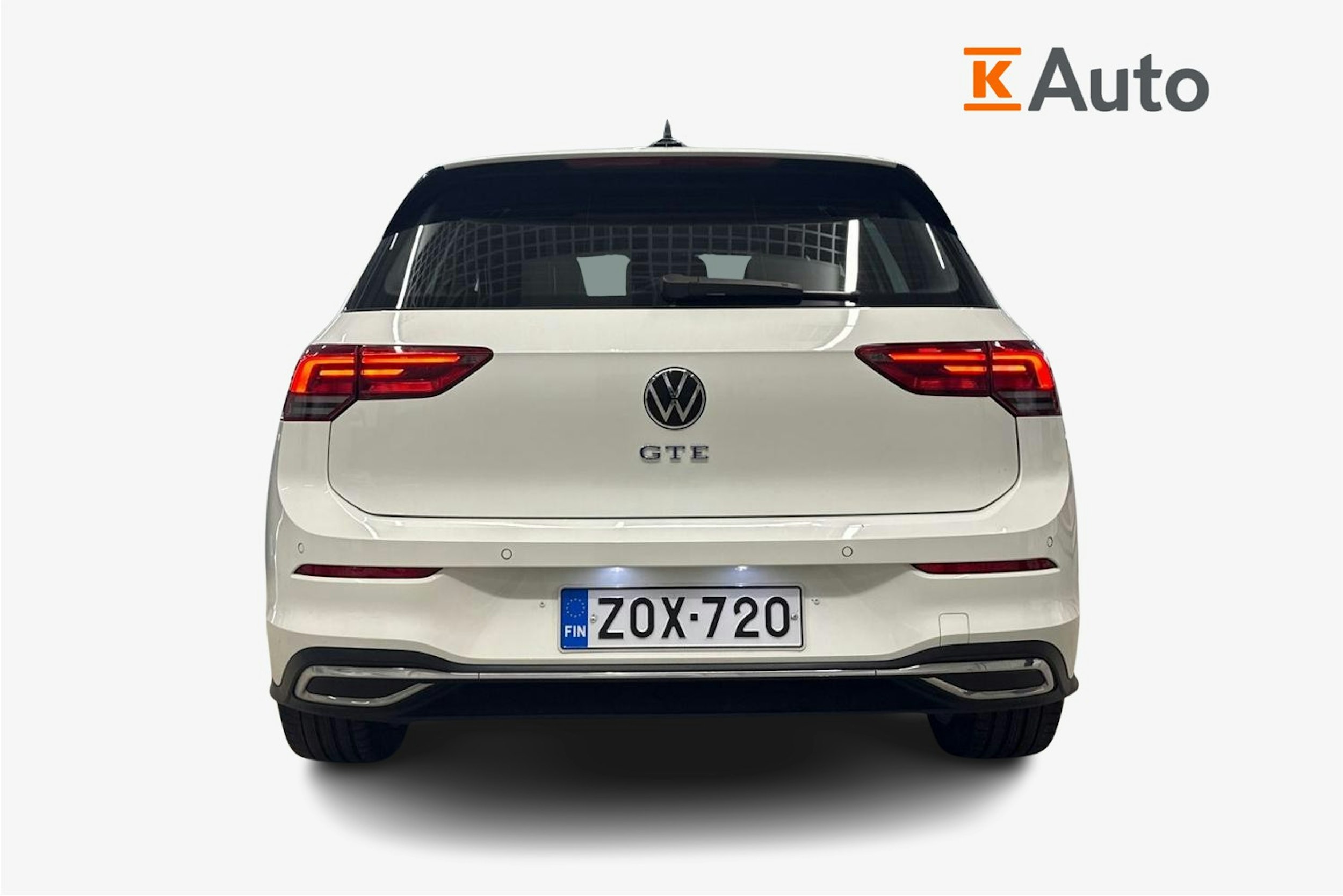 valkoinen Volkswagen Golf 2021 kuva 3.