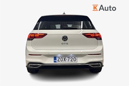 valkoinen Volkswagen Golf 2021 kuva 3.