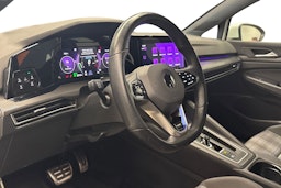 valkoinen Volkswagen Golf 2021 kuva 7.