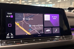 valkoinen Volkswagen Golf 2021 kuva 20.