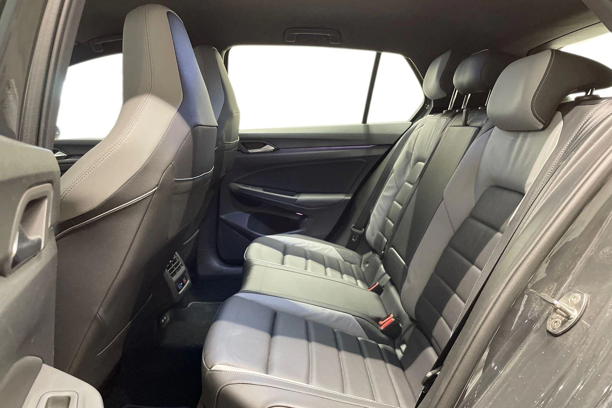 Harmaa Volkswagen GOLF 2021 kuva 8.