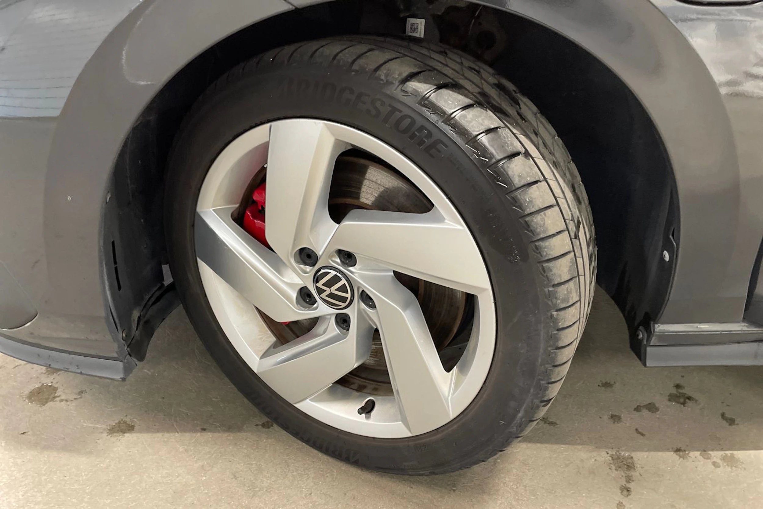 Harmaa Volkswagen GOLF 2021 kuva 10.