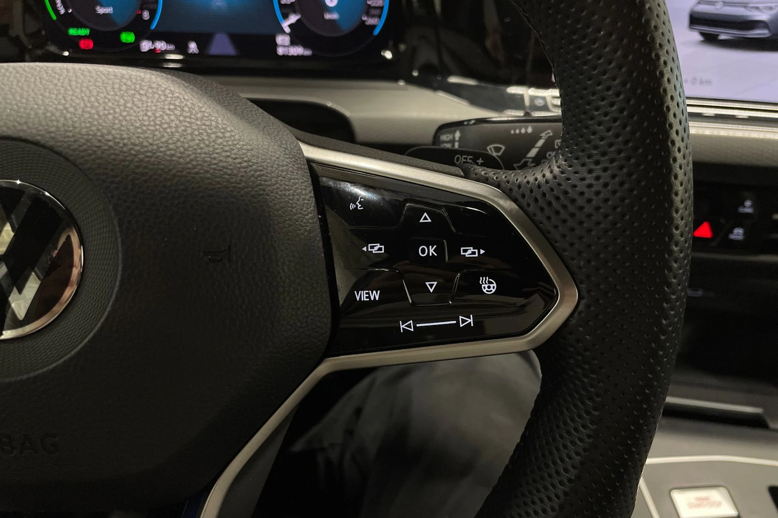 Harmaa Volkswagen GOLF 2021 kuva 23.