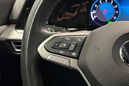 hopea Volkswagen Golf 2022 kuva 18.