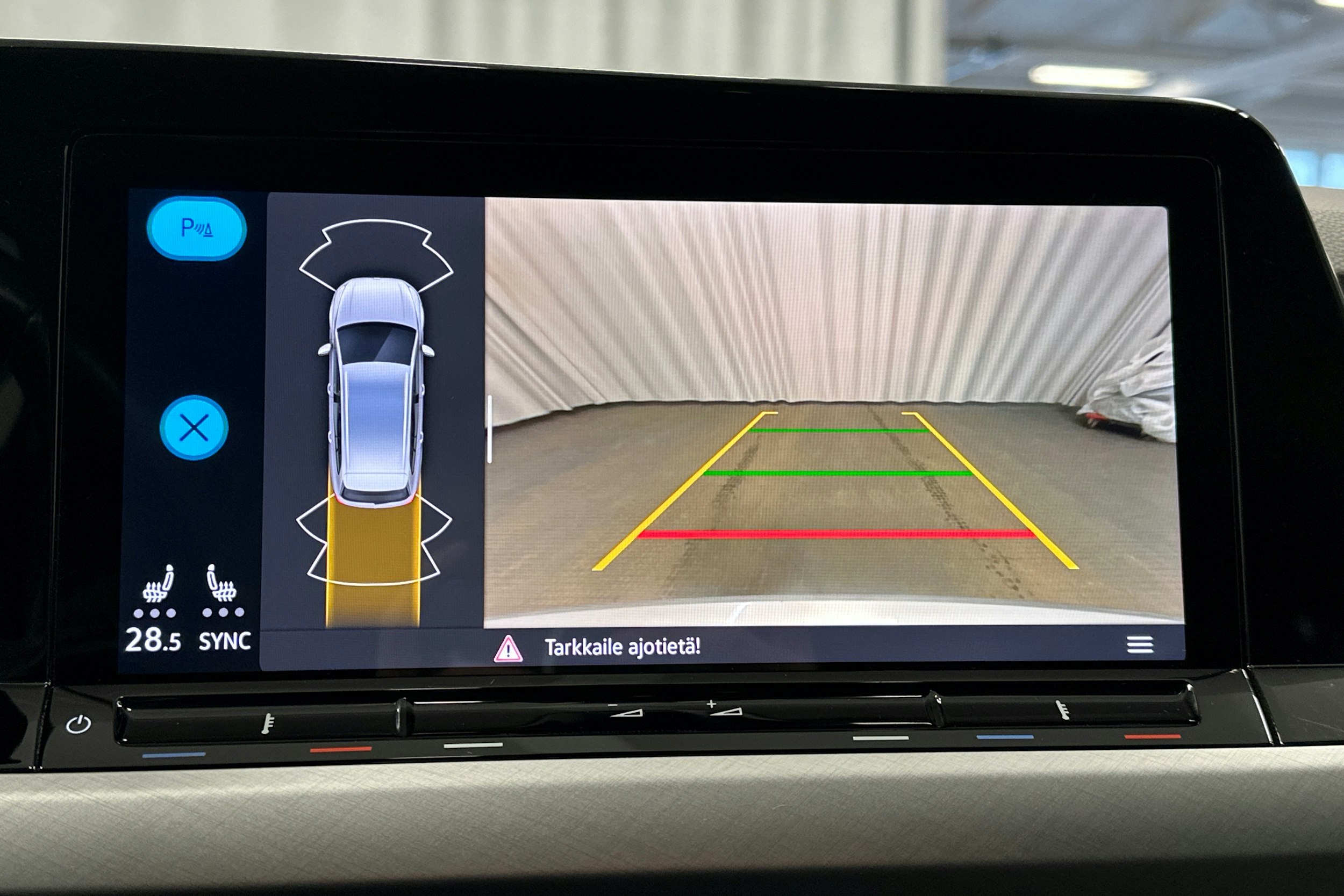 hopea Volkswagen Golf 2022 kuva 24.