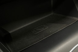 hopea Volkswagen Golf 2022 kuva 25.