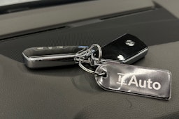 hopea Volkswagen Golf 2022 kuva 27.