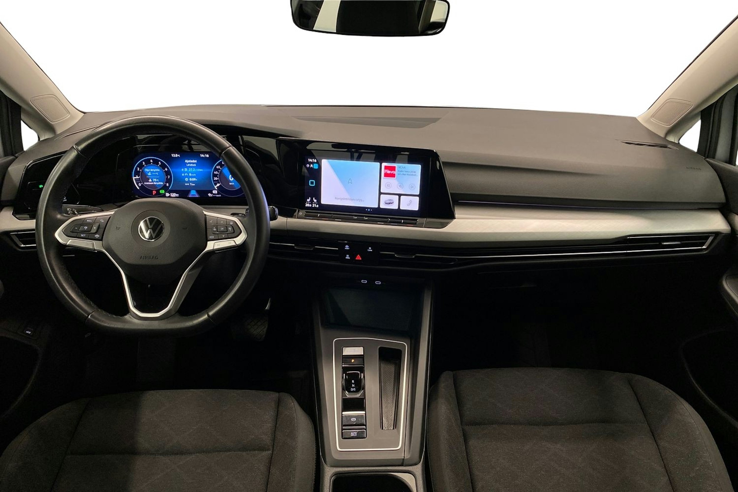 harmaa Volkswagen Golf 2022 kuva 9.